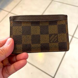 ❌❌SOLD❌❌AUTHENTIC LOUIS VUITTON DAMIER CARD HOLDER